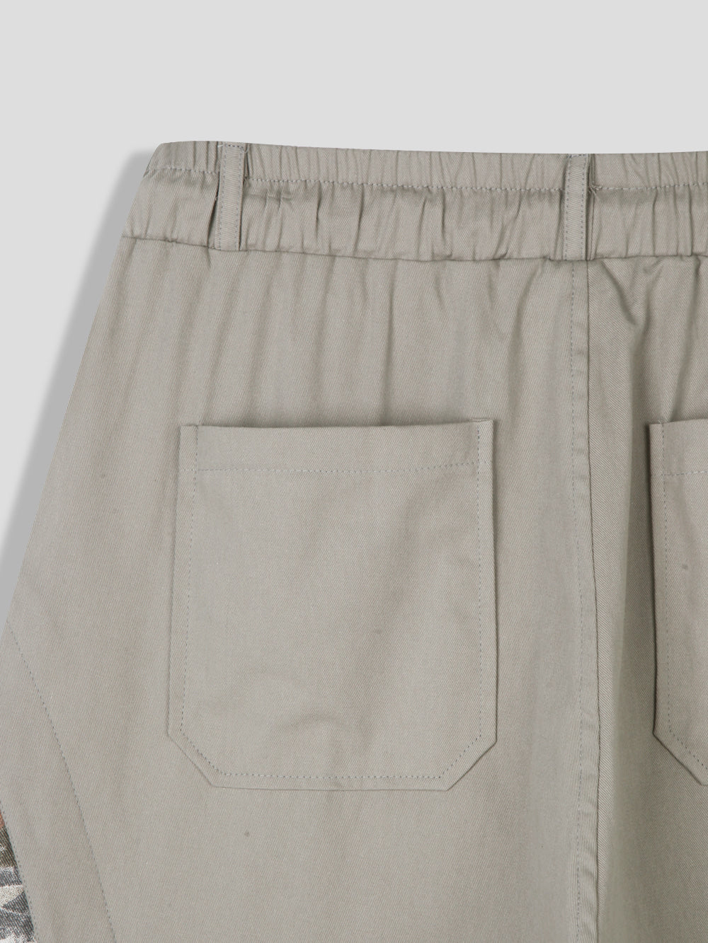 Ballon Relaxed Utility Pants with Camo Side Panels