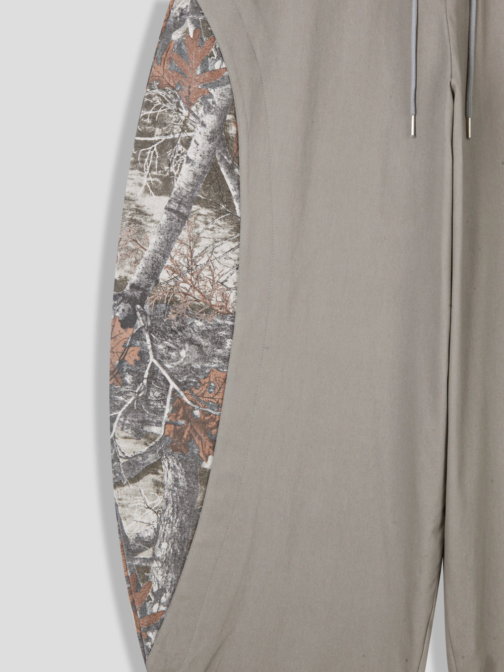 Ballon Relaxed Utility Pants with Camo Side Panels