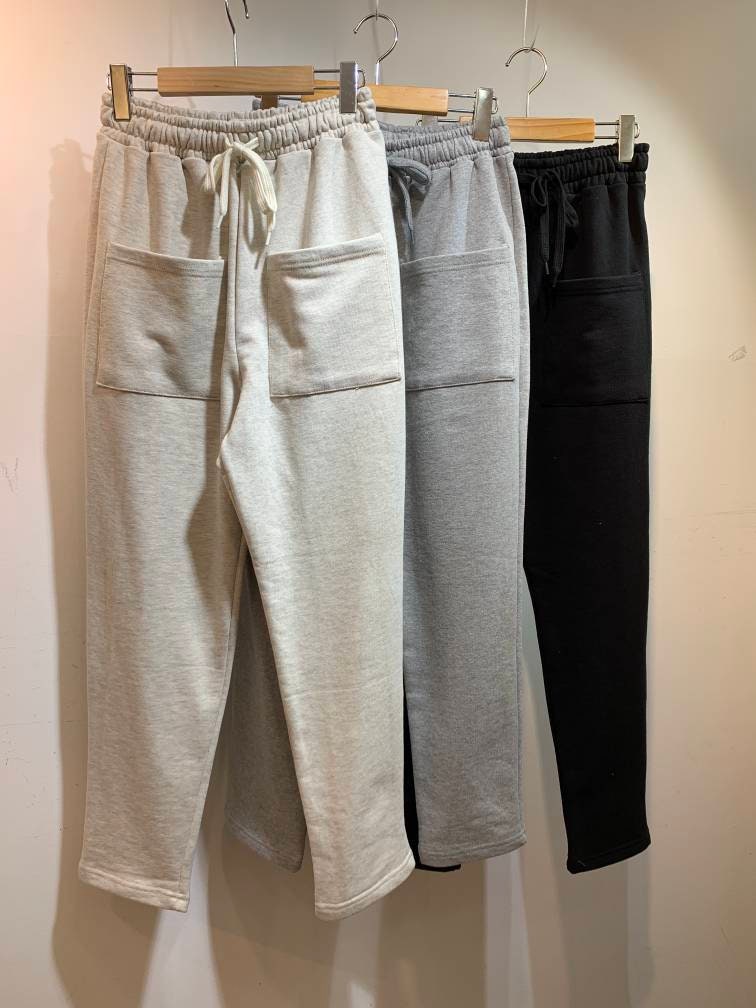 Women's Tapered Cotton Sweatpants with Front Big Pockets