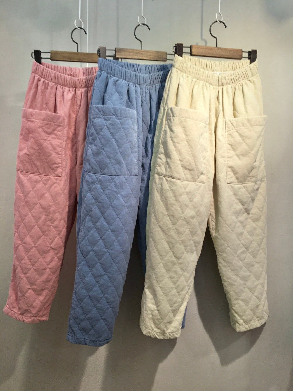 Quilted Cropped Baggy Pants: Comfy Cotton, Mid-Rise, Big Pockets