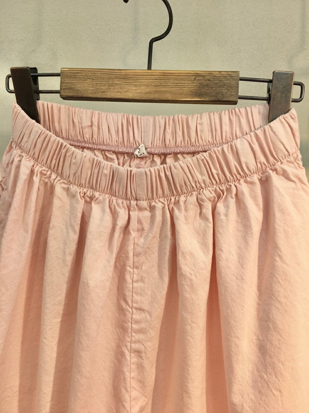 100% Cotton Baggy Cropped Pants with Back Pockets – Light Summer Trousers