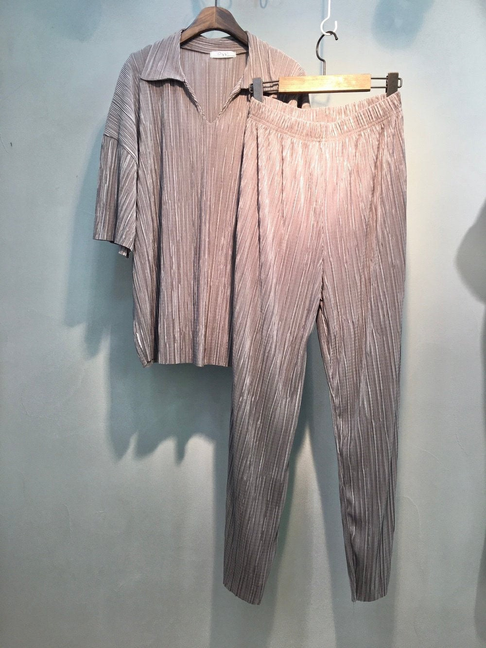 Women’s Pleated Two Pieces Lounge Set, Super light and cool fabric for Summer