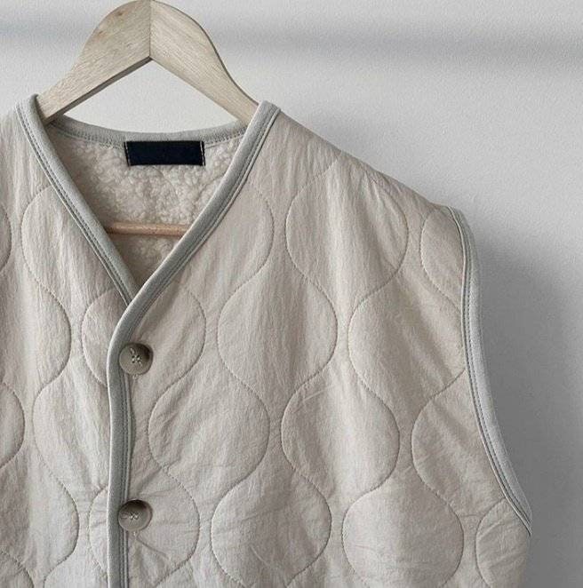 Quilted Dumble Warm Vest with Big Square Pockets for Winter