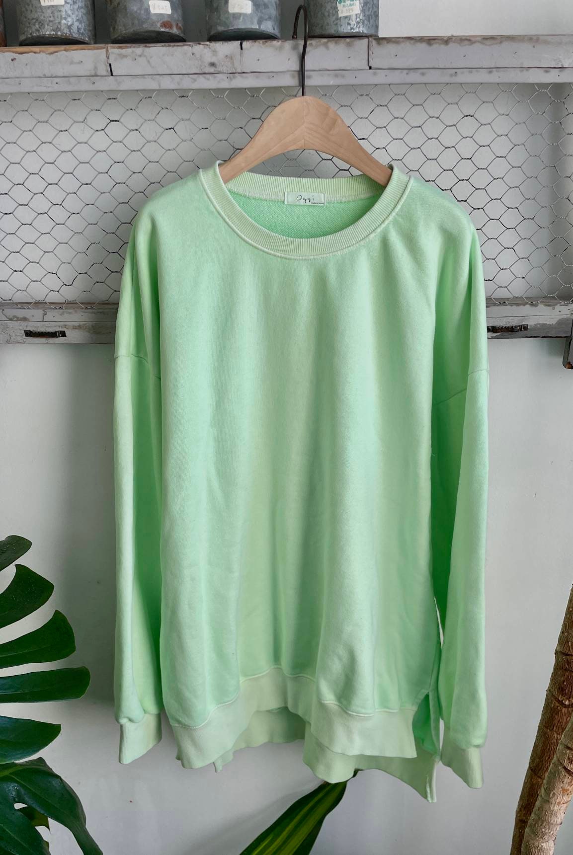 Vintage Pigment Dyed Oversized Sweatshirt | Bio-Washed 100% Cotton Loose Fit Crewneck