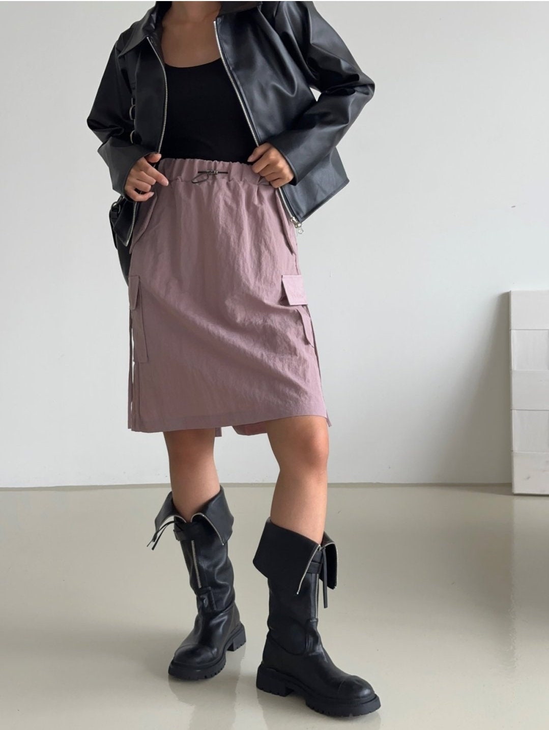 Urban Utility High-Waist Cargo Skirt – Modern Utility & Gorpcore Street Style | Drawstring Fit