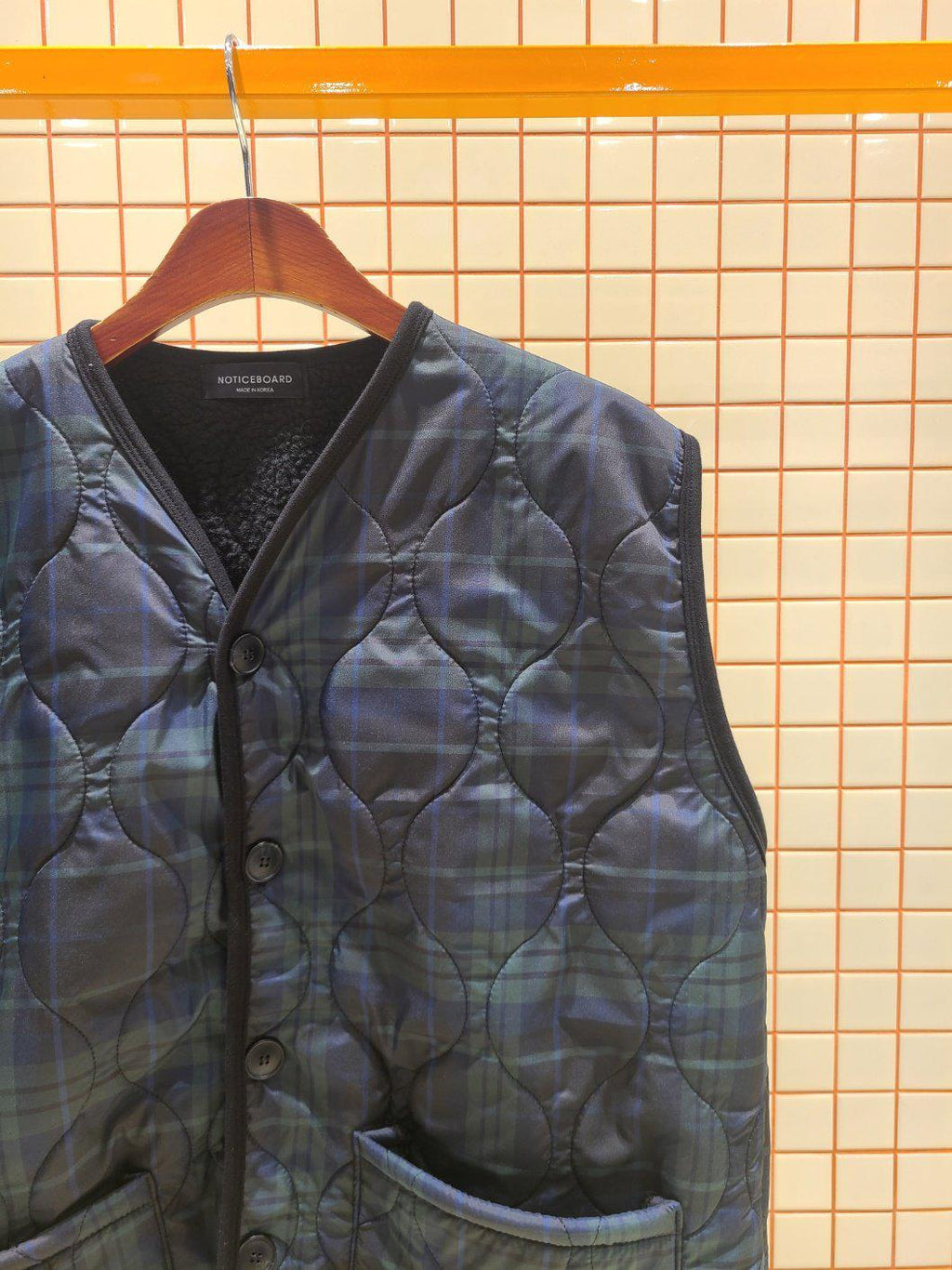 Quilted Dumble Warm Vest with Big Square Pockets for Winter