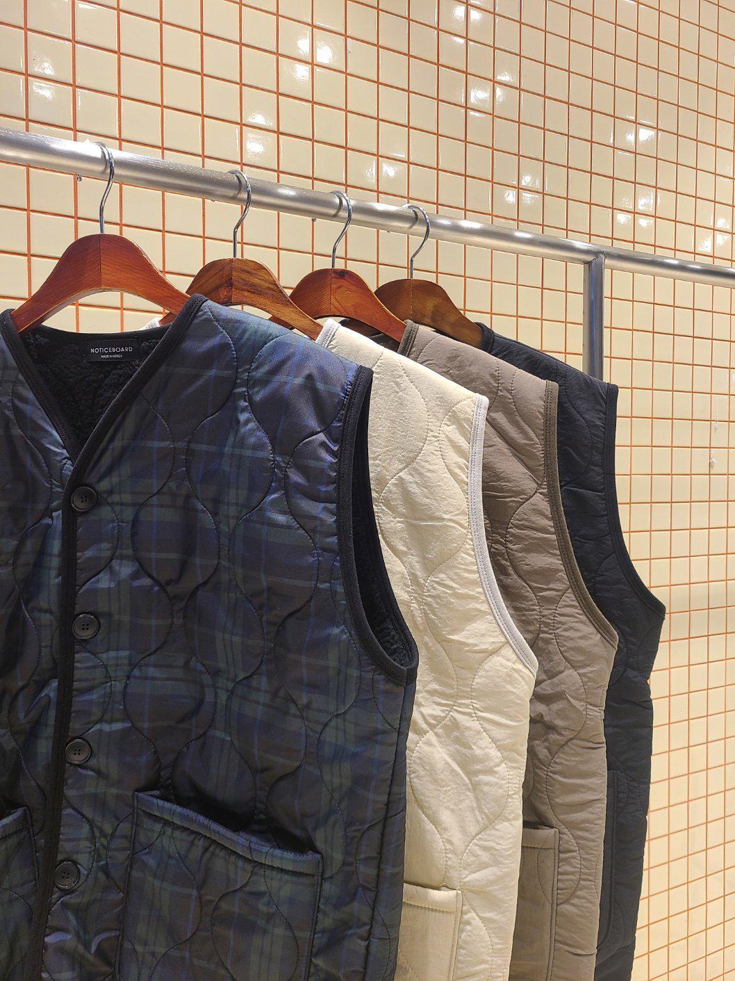 Quilted Dumble Warm Vest with Big Square Pockets for Winter