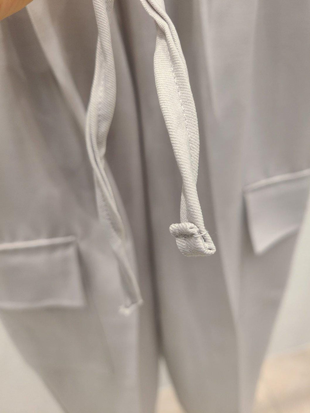 One Tuck Wide Cargo Pants for four seasons