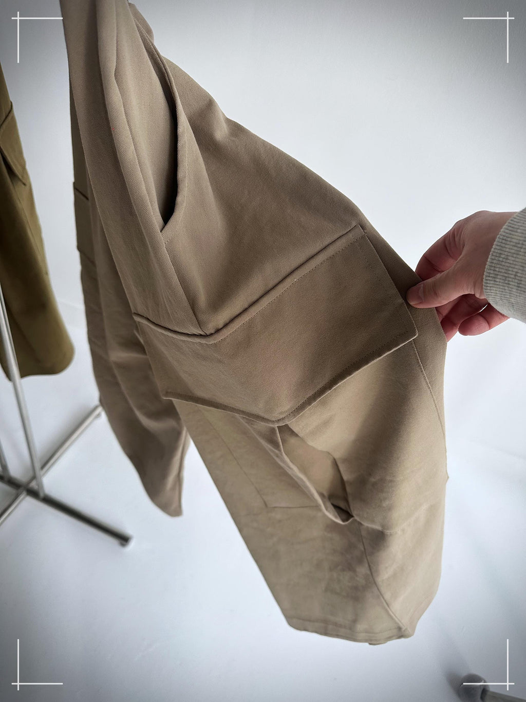 Oversized Utility Cargo Culottes: Wide-Leg Cotton-Blend Twill Pants