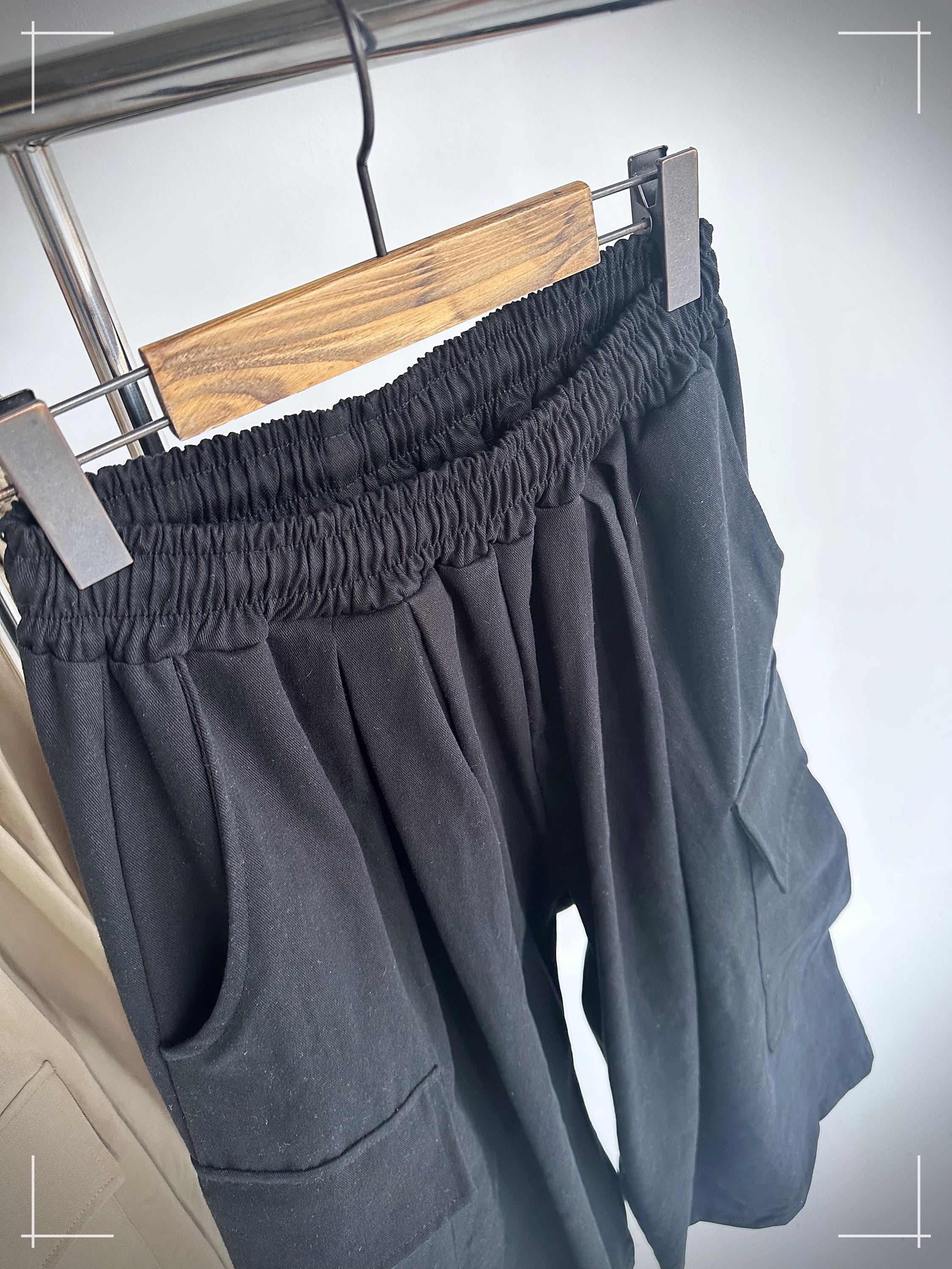 Oversized Utility Cargo Culottes: Wide-Leg Cotton-Blend Twill Pants